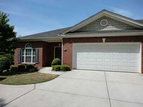 129 Holiday Rd, Buford, GA 30518