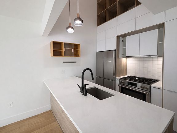 2nd image of 1269 Dekalb Ave #2A