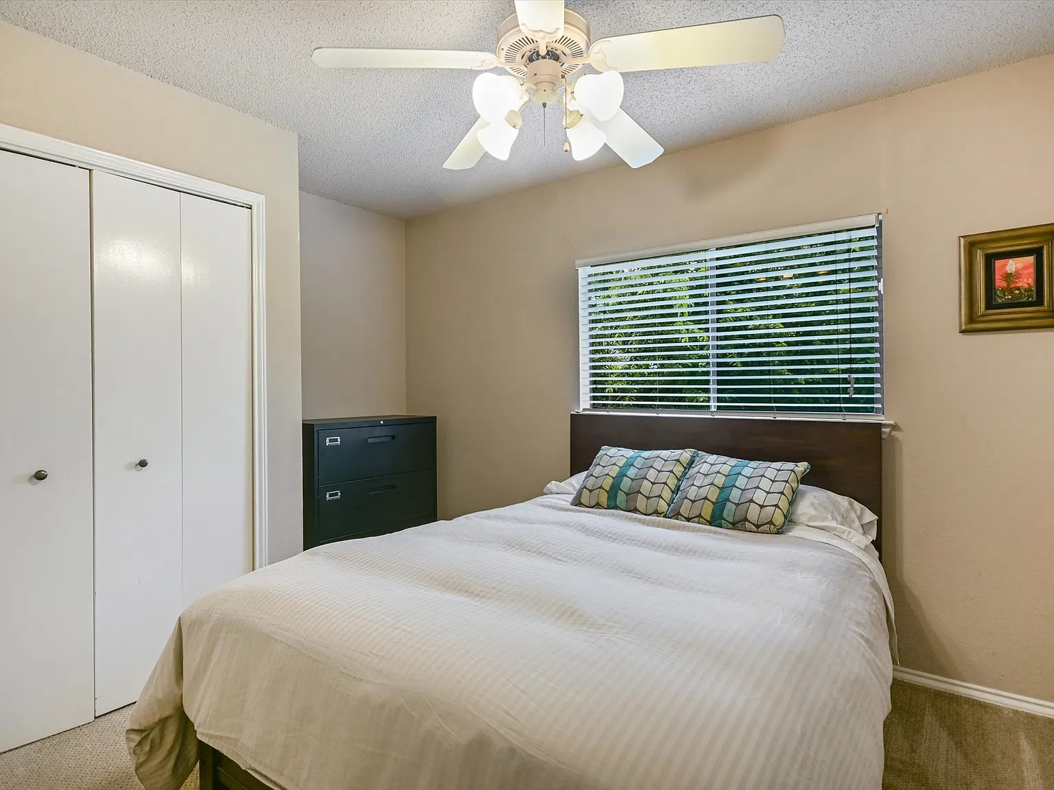 3 bed, 1507 sqft, $2,500 — Photo 2