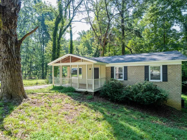 106 Carlton Ct, Spartanburg, SC 29302