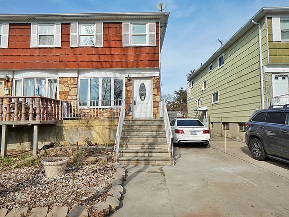 3rd image of 43 Bowling Green Pl