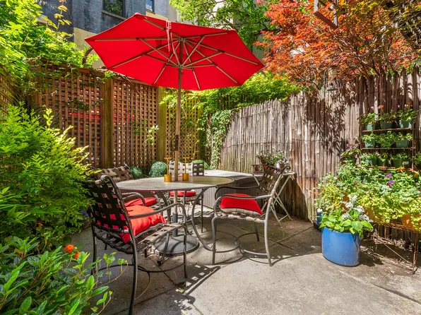 56 West 71st Street 1B image 2 of 10