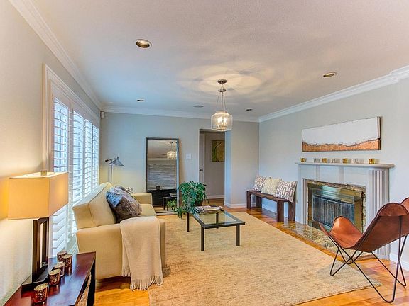 3rd image of 1824 Louvaine Dr