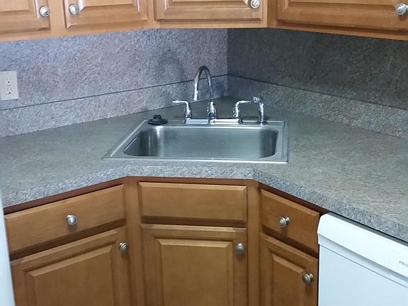 5th image of 40 Stenton Ave APT 104