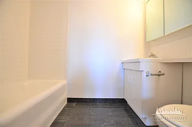 Rented by Manhattan Realty Group