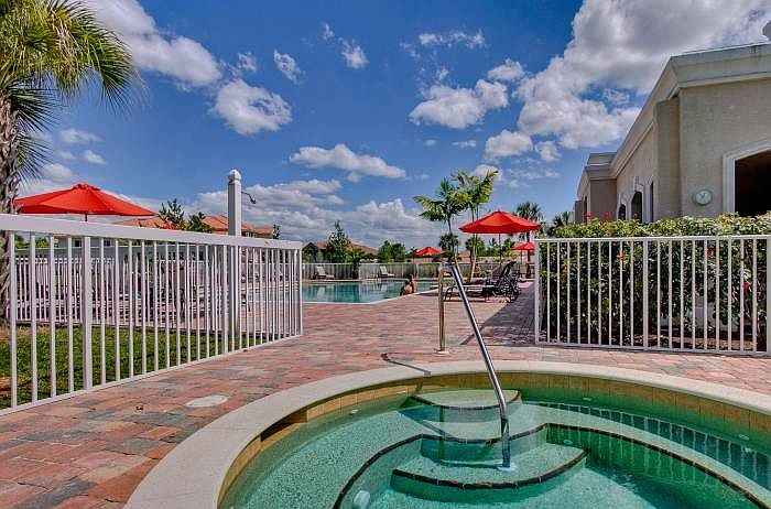 2nd image of 13110 Bella Casa Cir APT 317