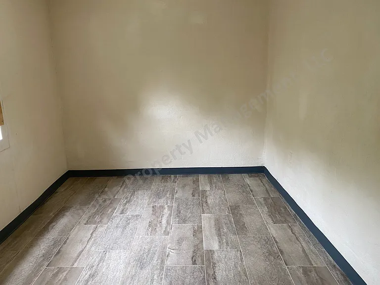 1722 McAlister St — Photo 6
