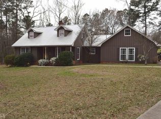 107 Bradley Dr, Thomaston, GA