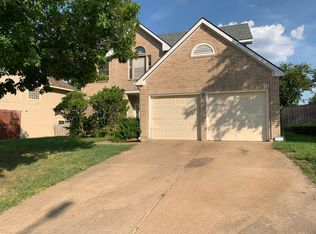 817 Lionel Way, Fort Worth, TX 76108