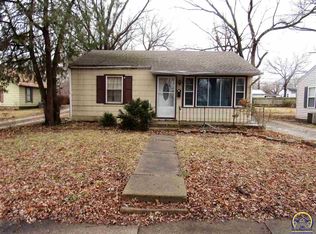723 Chestnut St, Emporia, KS 66801