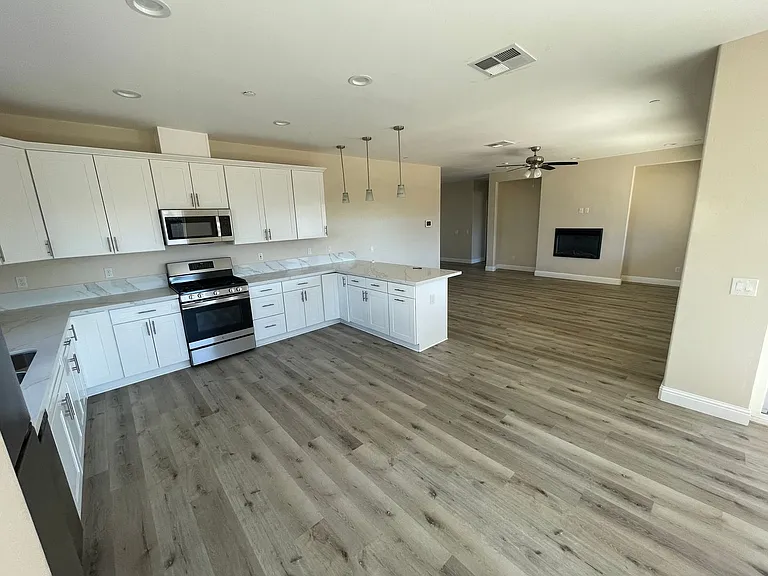 620 Circlewood Dr — Photo 7