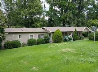 272 Setser Branch Rd, Franklin, NC 28734