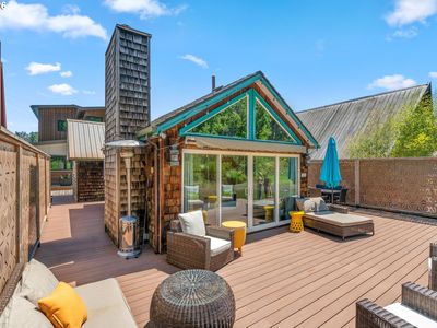 7720 S Macadam Ave, Portland, OR, 97219