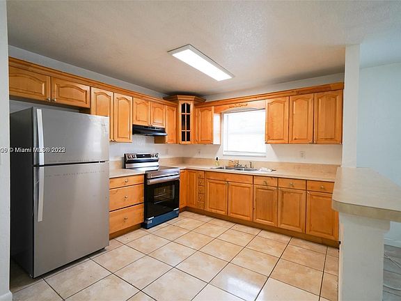 3rd image of 9051 NW 20th Ave #9053