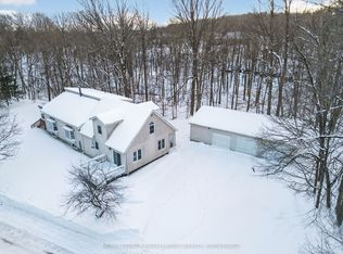 3961 Waterfall Ln, South Frontenac, ON K0H 1X0