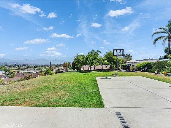 4th image of 2265 Alexdale Ln