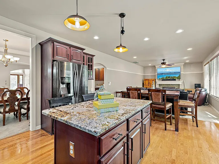 12153 SE 307th Pl — Photo 11