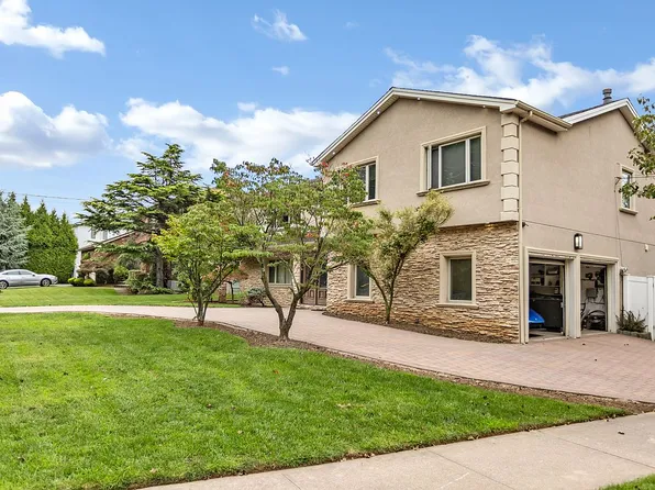 1408 Woodrow Rd, Staten Island, NY 10309