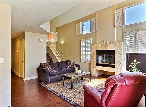 3rd image of 6961 Rodling Dr Unit A