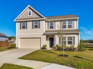 102 Breeders Ct, Moncks Corner, SC 29461