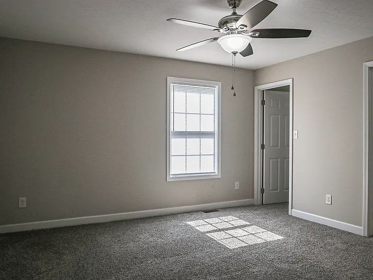 211 Moss Creek Ave #B — Photo 9