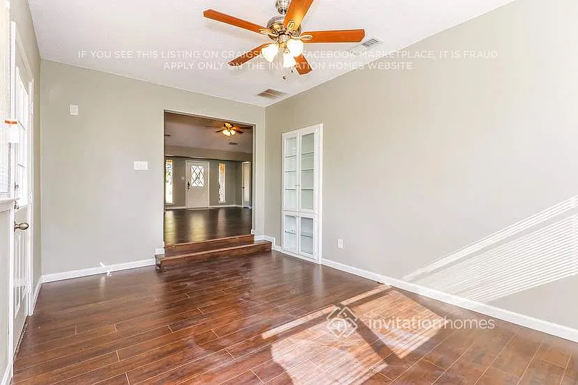 713 Ridgewood Cir Hurst, TX 76054 — Photo 3