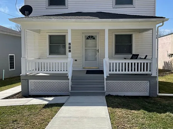 16 Lincoln Hwy E, Ligonier, PA 15658
