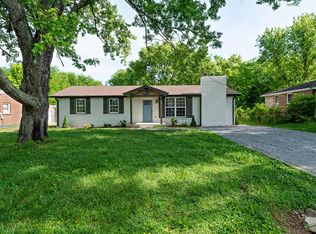 242 Santa Monica Blvd, Gallatin, TN 37066