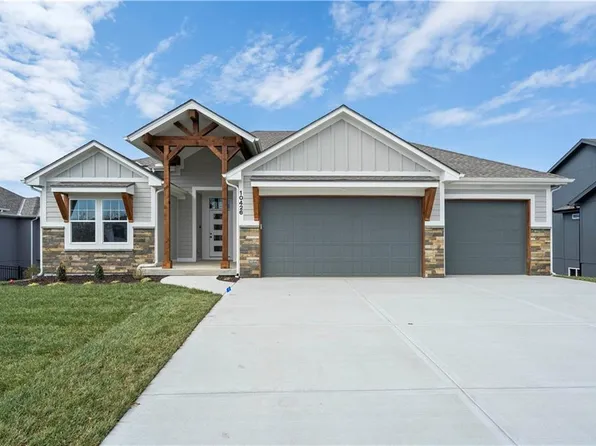 10426 N Mulberry St, Kansas City, MO 64155