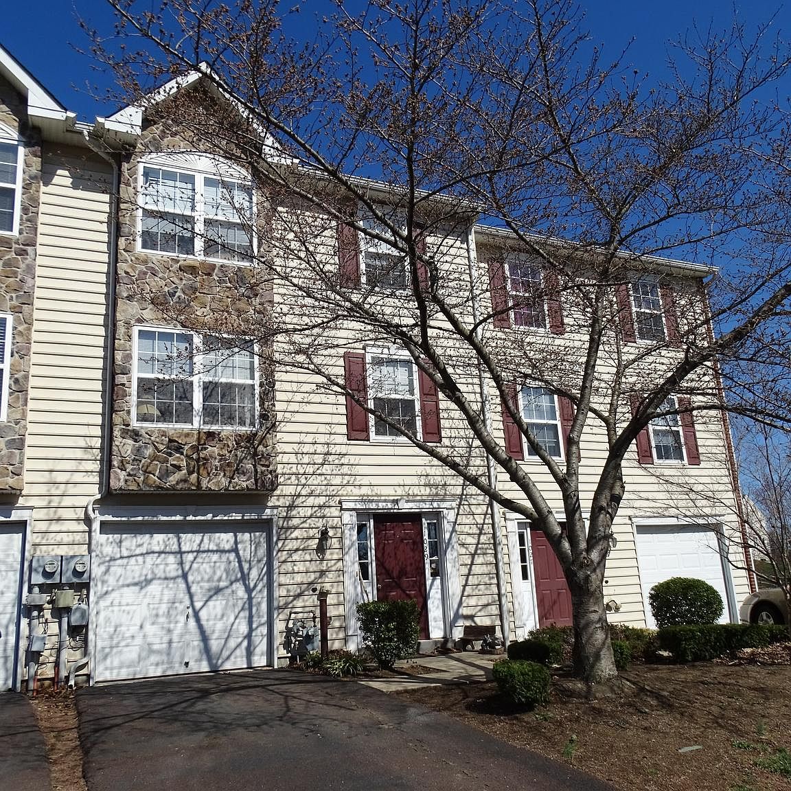 1029 Square Dr, Phoenixville, PA 19460 Zillow