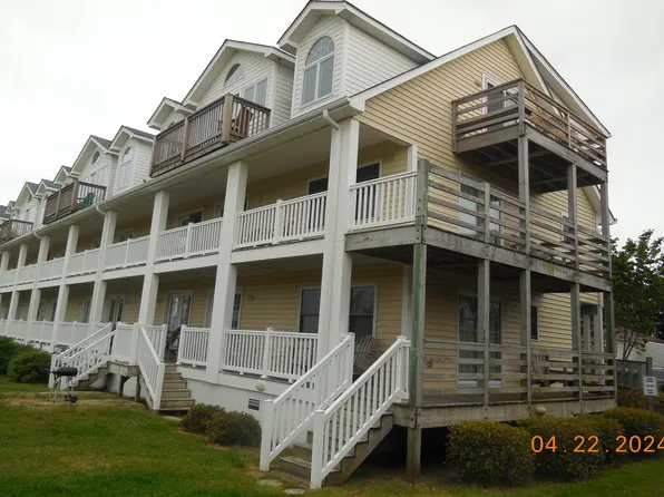 50 Lighthouse Rd Unit 4, Ocracoke, NC 27960