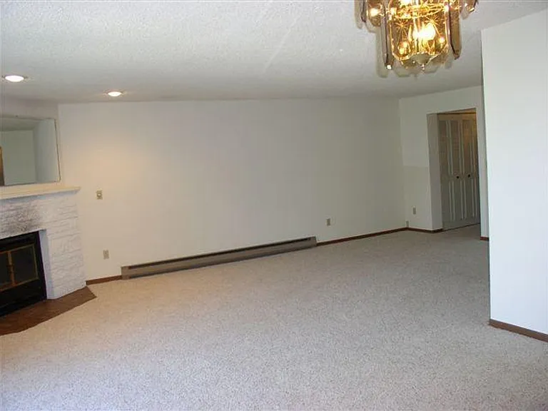 620 W 7th Ave #403 — Photo 4