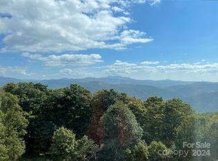 220 Hog Pen Rd, Newland, NC 28657