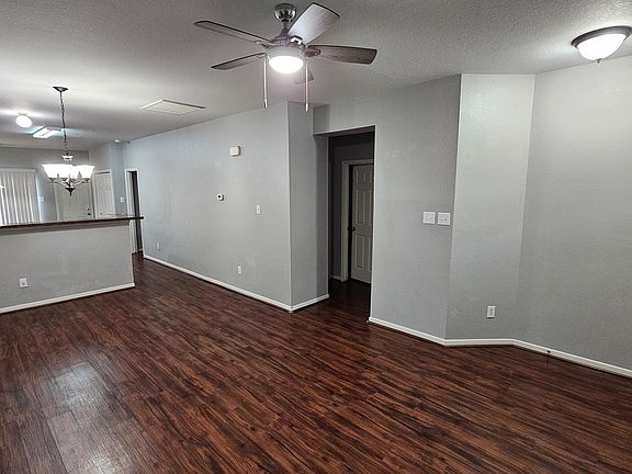 3rd image of 4014 Mossy Place Ln