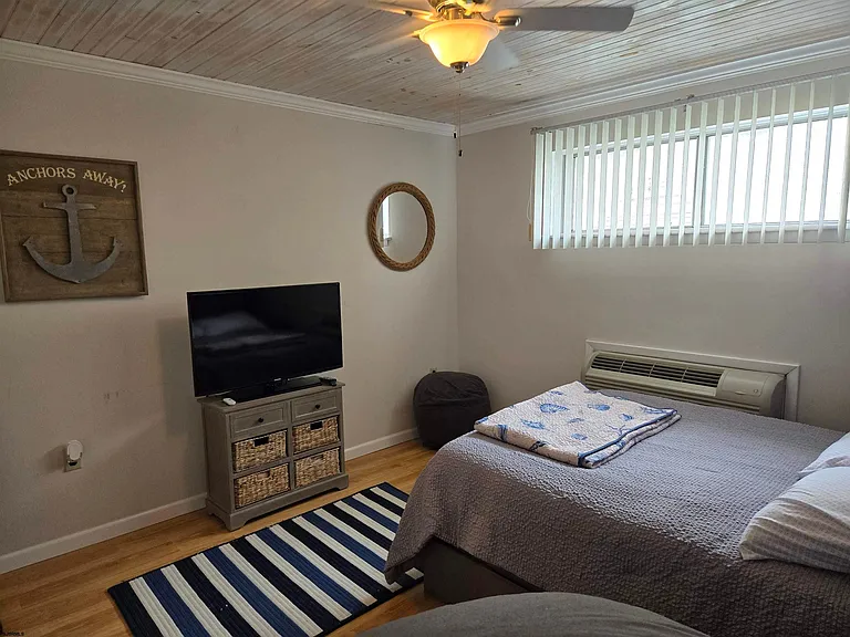 9510 Amherst Ave #114 — Photo 14