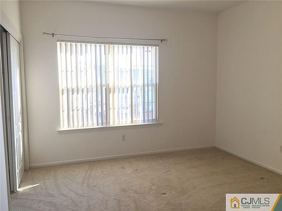5th image of 333 Coppola Dr #333