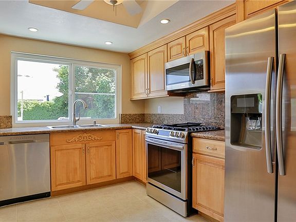 4th image of 385 Ponderosa Trl