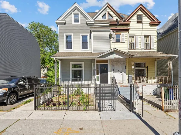 17 Schenck Ave, Brooklyn, NY 11207