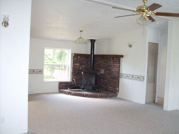 Dining Room with Englander