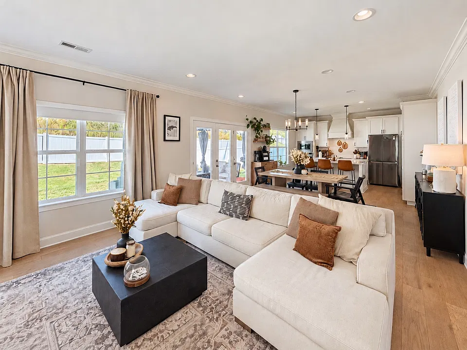 1039 Omaha Cir