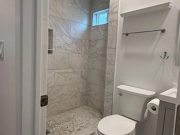 1205 S Broadacres Ave — Photo 6