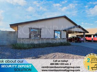 Beautiful duplex apartment. Huge private yard and a very nice neighborhood!, Mesa, AZ 85205