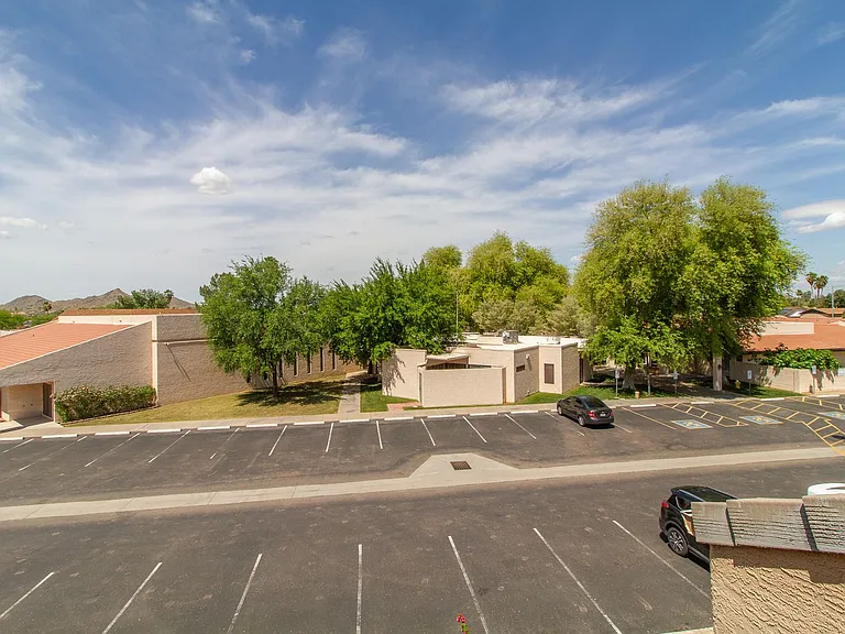 3845 E Greenway Rd #213 — Photo 18