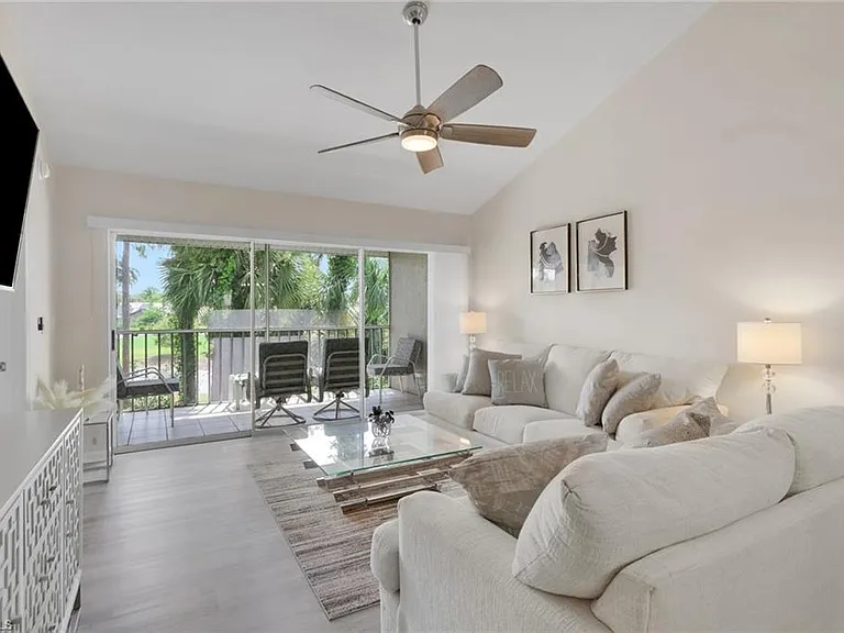 800 Augusta Blvd #B201 — Photo 1