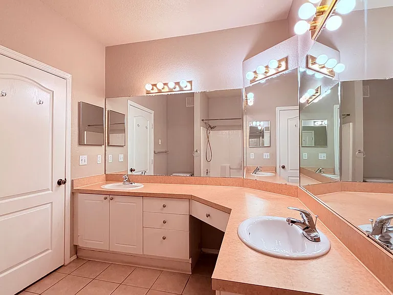 3337 S Kirkman Rd #617 — Photo 26