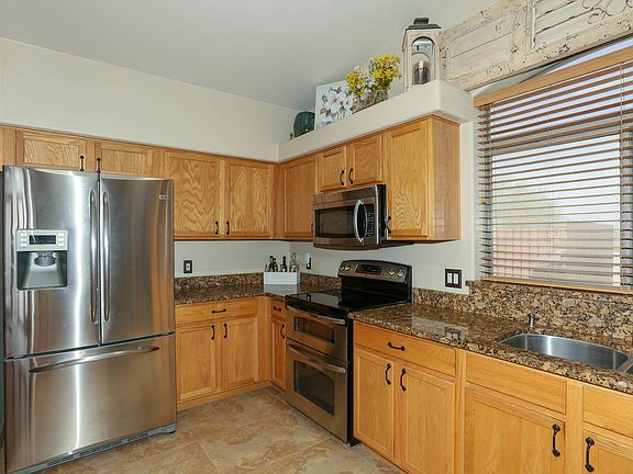 5th image of 26623 S 202nd Pl