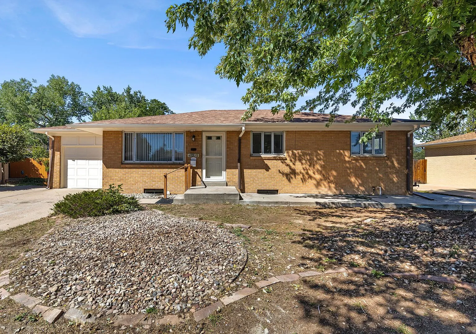 Beautifully Renovated, Spacious 4BR Home w/ Basement & Backyard! — Photo 2