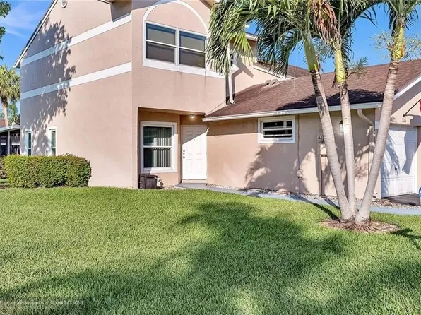 1236 NW 52nd Way, Deerfield Beach, FL 33442