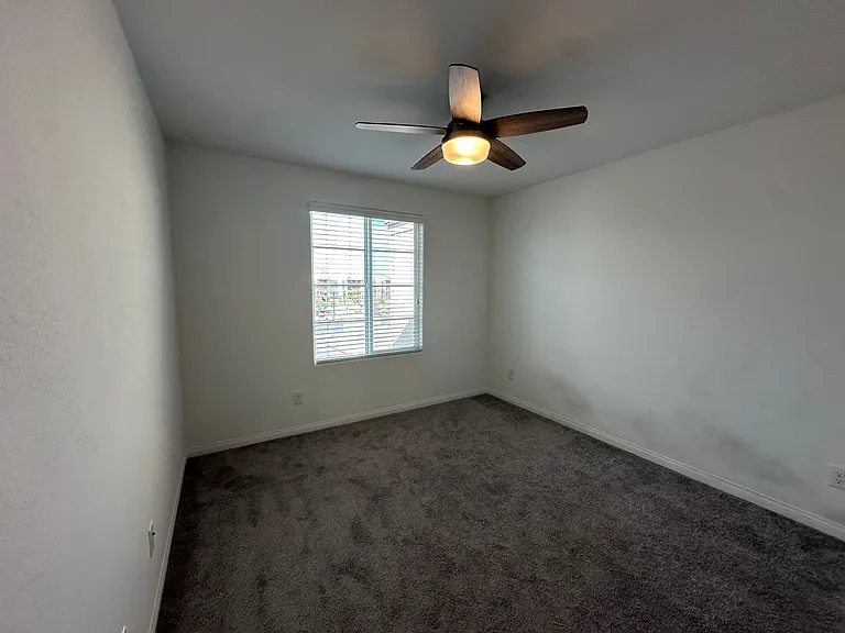 1132 Heliodor Ave — Photo 27