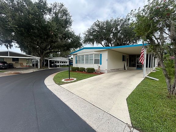 3rd image of 210 Cayuta Ave